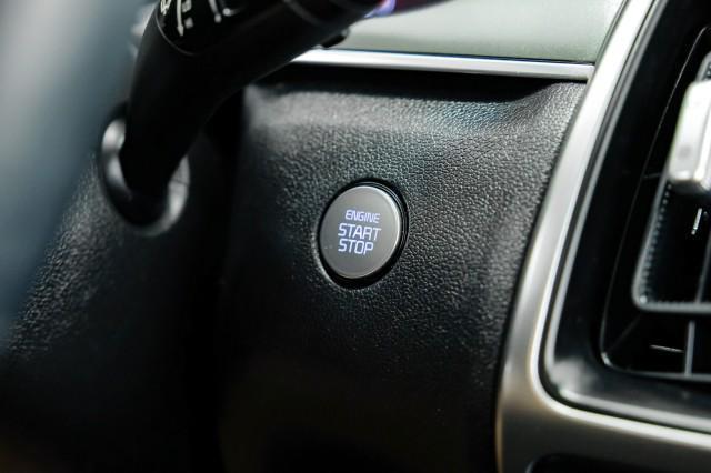 used 2022 Kia Sorento car, priced at $26,996