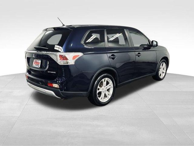 used 2015 Mitsubishi Outlander car, priced at $7,985