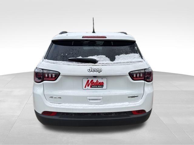 new 2025 Jeep Compass car, priced at $24,256