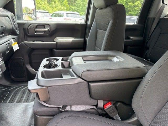 new 2025 GMC Sierra 2500 car, priced at $50,100