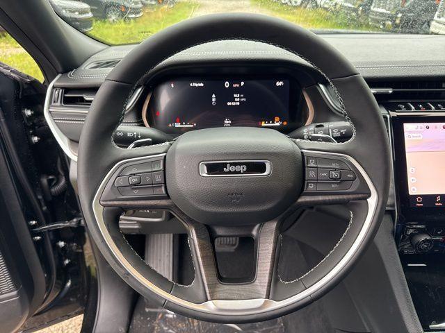 new 2025 Jeep Grand Cherokee L car, priced at $40,277