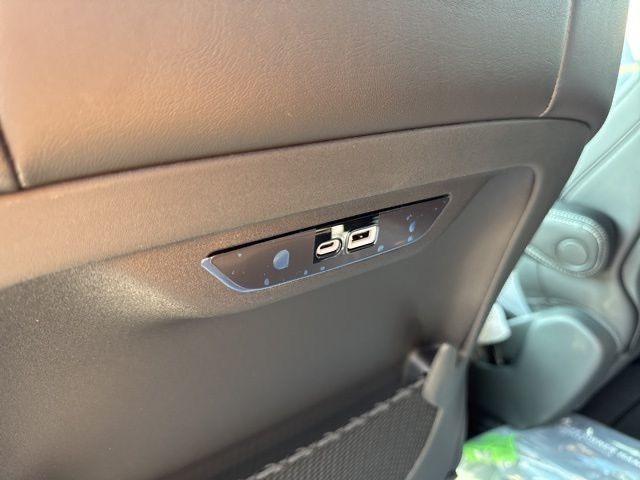 new 2026 Chrysler Pacifica car, priced at $37,126