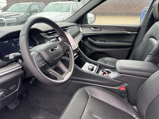 new 2025 Jeep Grand Cherokee L car, priced at $43,578