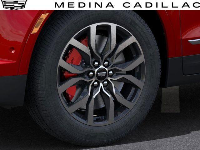 new 2025 Cadillac XT5 car, priced at $63,100