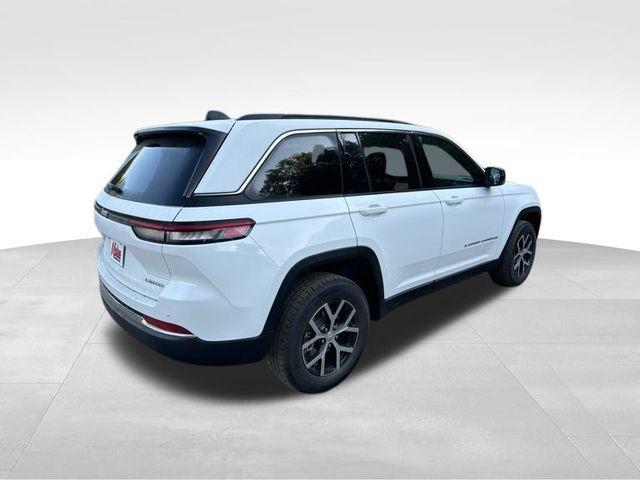 new 2025 Jeep Grand Cherokee car, priced at $40,160