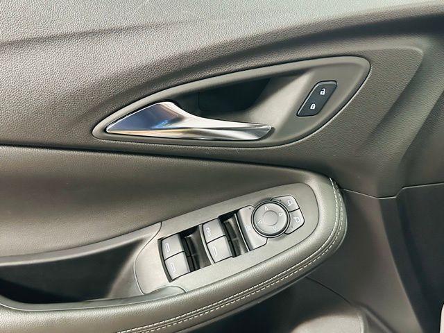 used 2024 Buick Encore GX car, priced at $21,250
