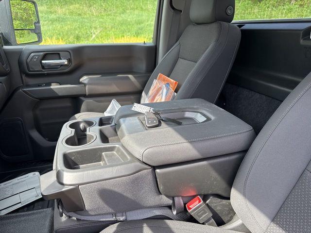 new 2025 GMC Sierra 3500 car, priced at $65,995