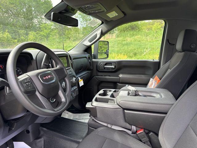 new 2025 GMC Sierra 3500 car, priced at $65,995