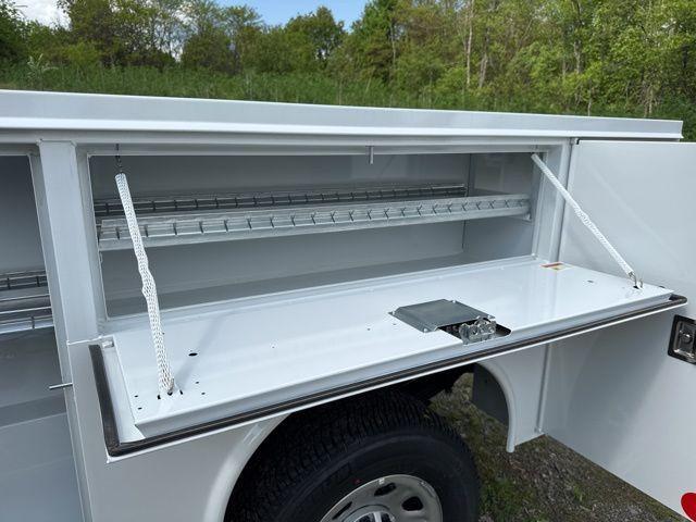 new 2025 GMC Sierra 3500 car, priced at $65,995