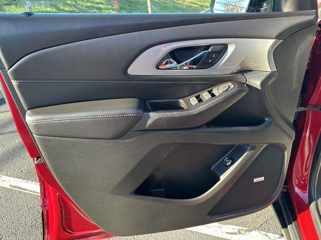 used 2020 Chevrolet Traverse car, priced at $21,995