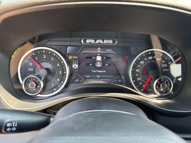 new 2025 Ram 1500 car, priced at $51,652