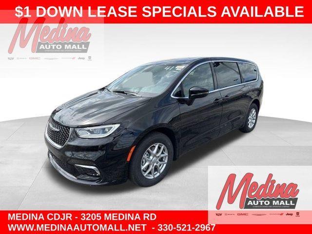 new 2025 Chrysler Pacifica car, priced at $38,608