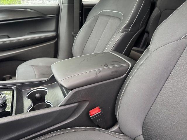 new 2025 Jeep Grand Cherokee L car, priced at $39,644