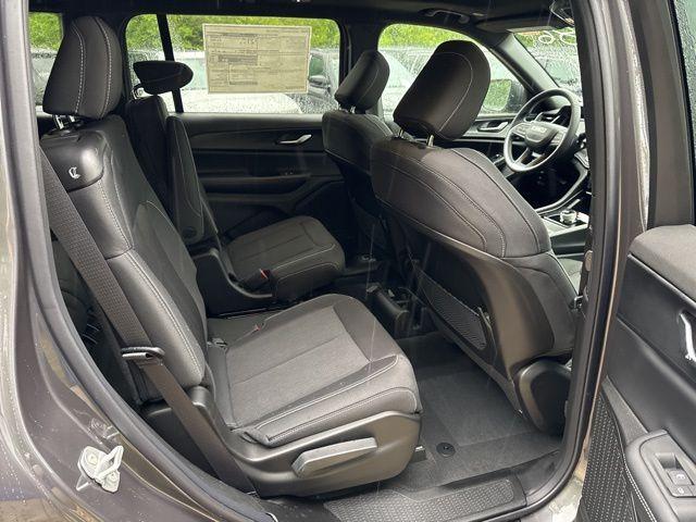 new 2025 Jeep Grand Cherokee L car, priced at $39,644