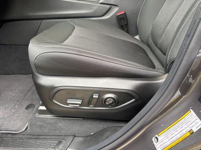 new 2025 Jeep Grand Cherokee L car, priced at $39,644