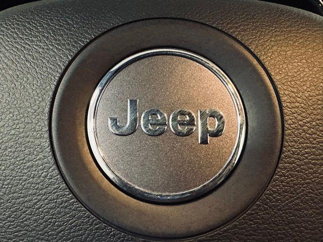 used 2021 Jeep Grand Cherokee car, priced at $26,985