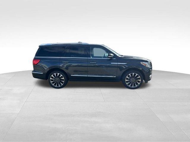 used 2021 Lincoln Navigator car, priced at $51,743