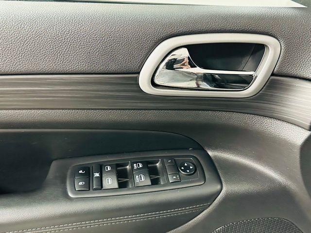 used 2019 Jeep Grand Cherokee car, priced at $18,761