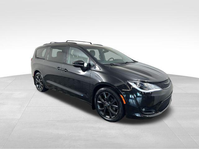 used 2019 Chrysler Pacifica car, priced at $15,995