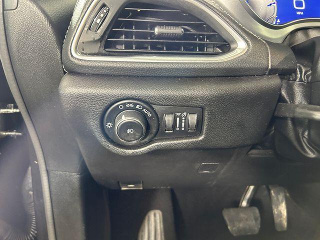 used 2019 Chrysler Pacifica car, priced at $15,995