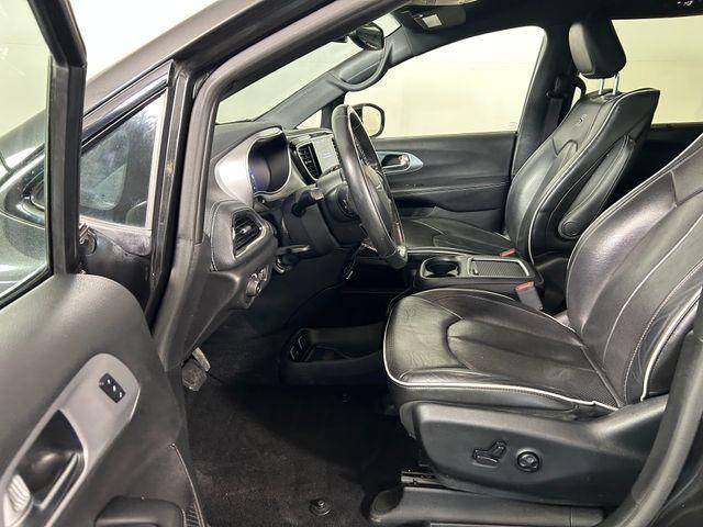 used 2019 Chrysler Pacifica car, priced at $15,995