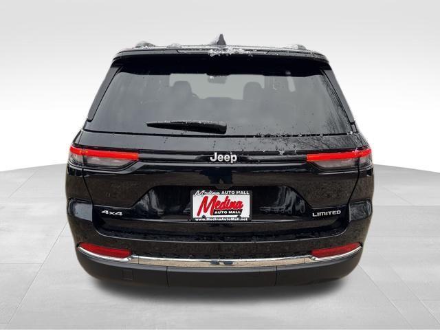new 2025 Jeep Grand Cherokee car, priced at $47,724