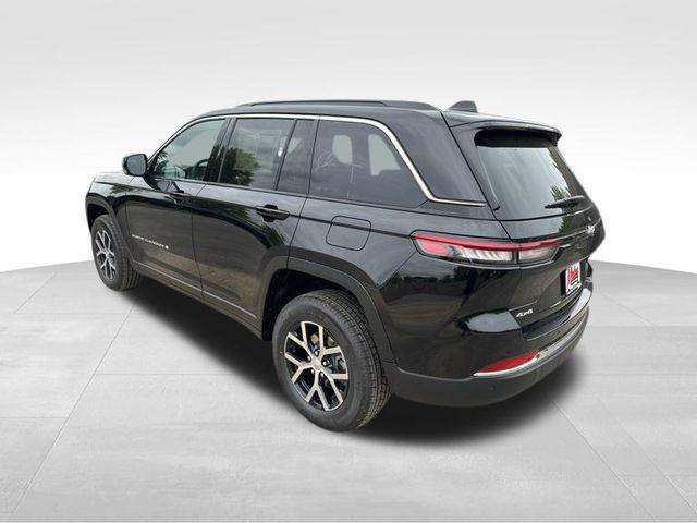 new 2024 Jeep Grand Cherokee car, priced at $47,545