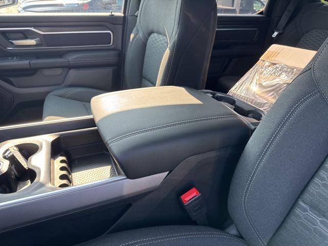new 2025 Ram 1500 car, priced at $51,652