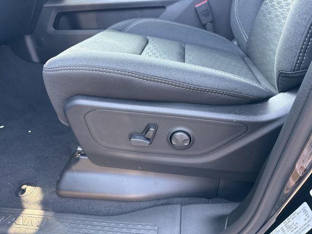 new 2025 Ram 1500 car, priced at $51,652