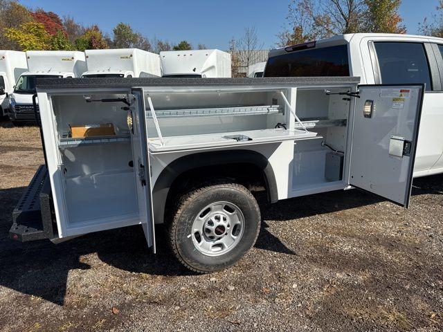 new 2024 GMC Sierra 2500 car, priced at $64,426