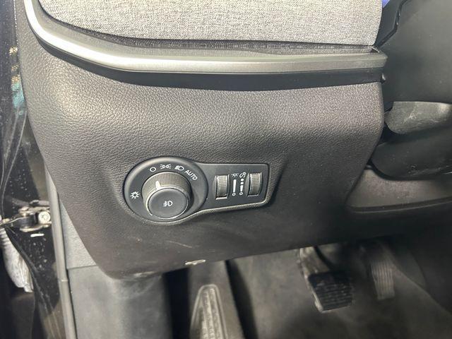 used 2022 Jeep Compass car, priced at $20,653