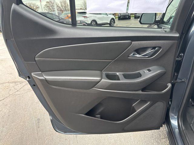 used 2018 Chevrolet Traverse car, priced at $13,995