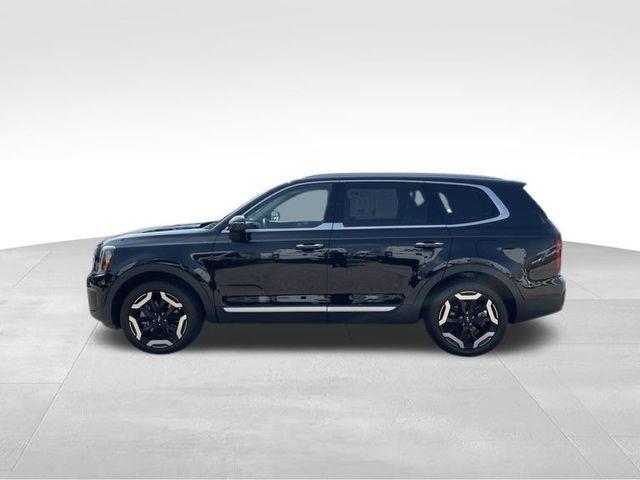 used 2024 Kia Telluride car, priced at $35,219