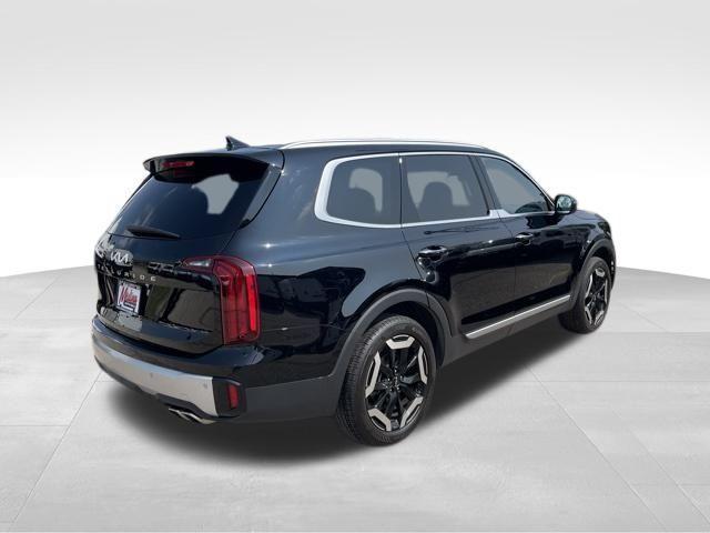 used 2024 Kia Telluride car, priced at $35,219