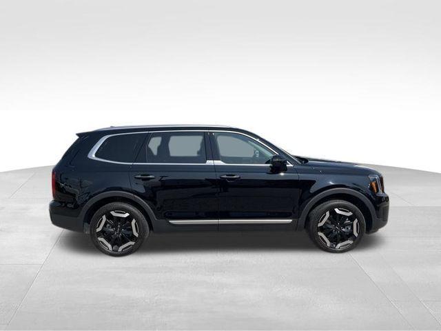 used 2024 Kia Telluride car, priced at $35,219