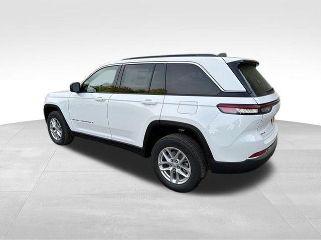 new 2025 Jeep Grand Cherokee car, priced at $37,337