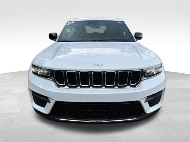 new 2025 Jeep Grand Cherokee car, priced at $37,337