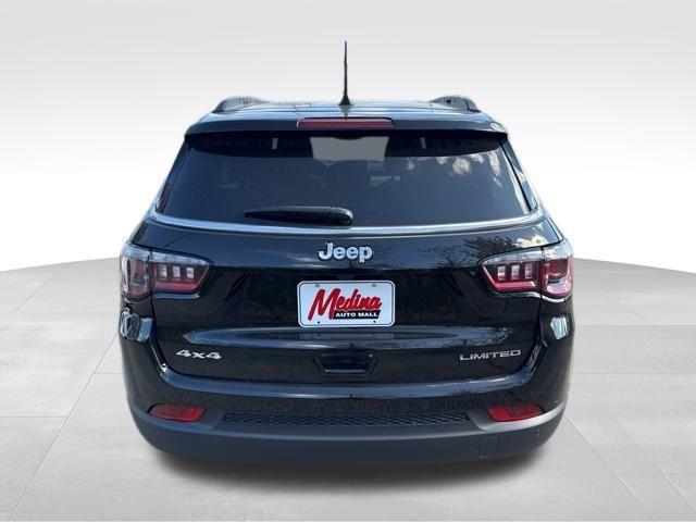 new 2025 Jeep Compass car, priced at $30,125