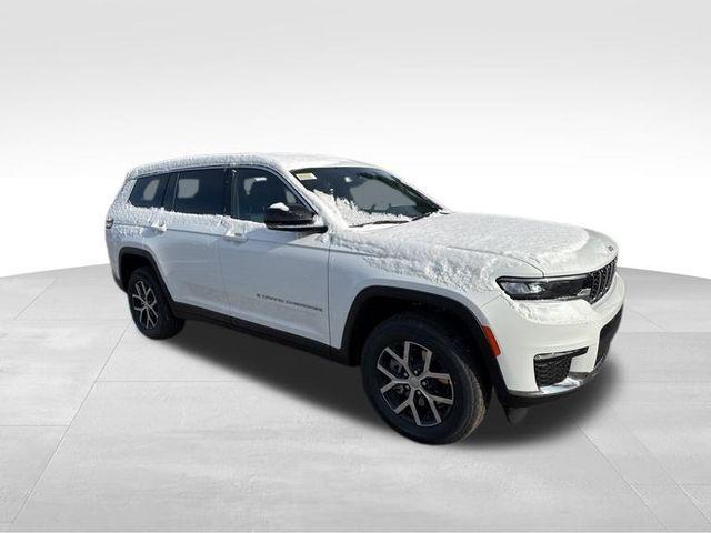 new 2025 Jeep Grand Cherokee L car, priced at $42,060