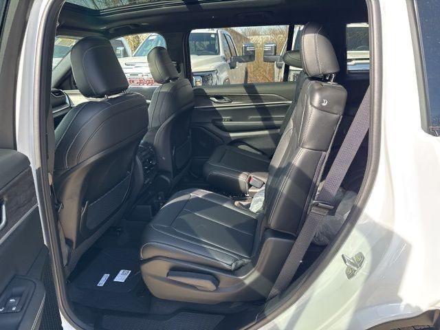 new 2025 Jeep Grand Cherokee L car, priced at $45,461