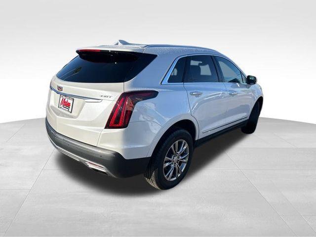 used 2022 Cadillac XT5 car, priced at $27,497