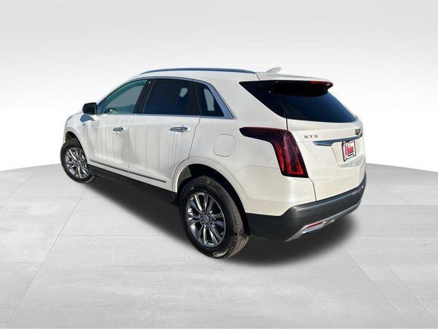 used 2022 Cadillac XT5 car, priced at $27,497