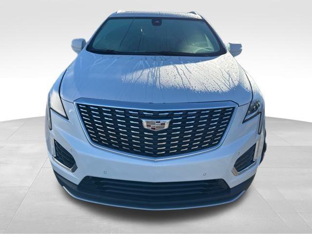 used 2022 Cadillac XT5 car, priced at $27,497