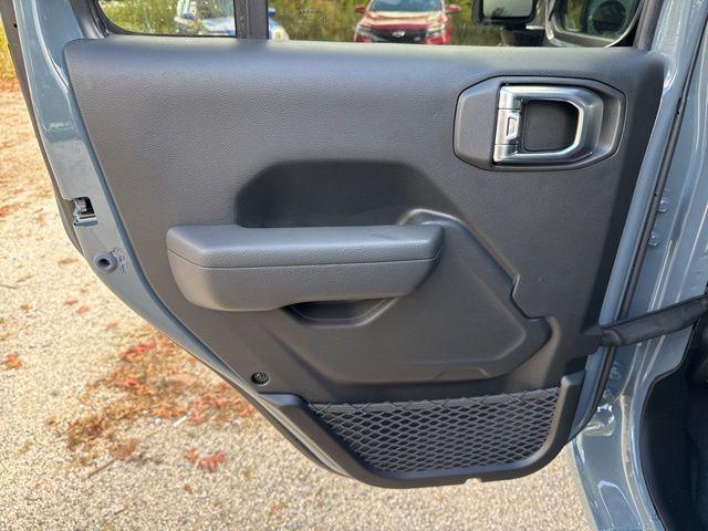 new 2026 Jeep Wrangler car, priced at $41,142