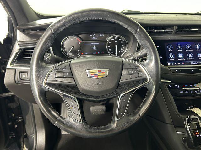used 2020 Cadillac XT5 car, priced at $23,440