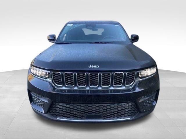 new 2025 Jeep Grand Cherokee car, priced at $40,953