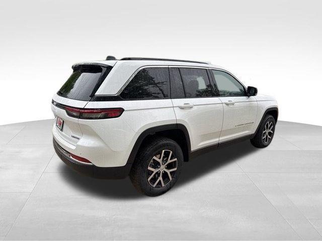 new 2025 Jeep Grand Cherokee car, priced at $44,631