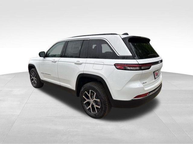 new 2025 Jeep Grand Cherokee car, priced at $44,631