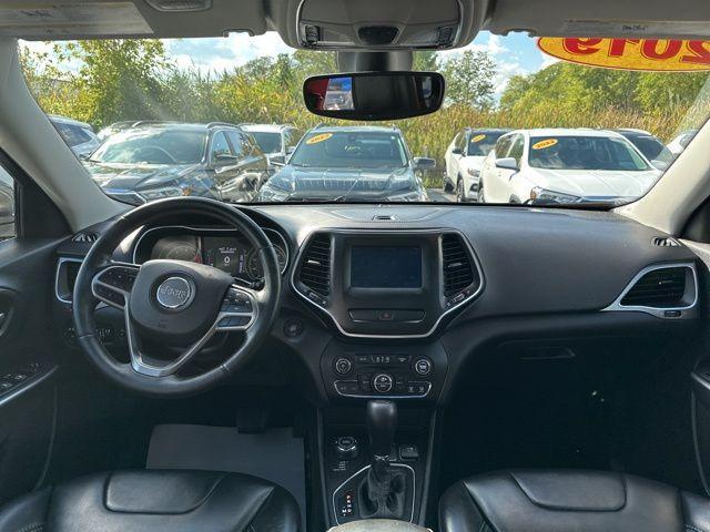 used 2019 Jeep Cherokee car, priced at $15,357
