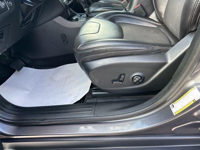used 2019 Jeep Cherokee car, priced at $15,357